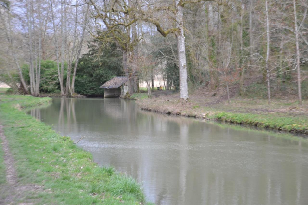 Chambon-sur-Cisse Le Moulin Et L'Olivier Three Bedroom Suite מראה חיצוני תמונה
