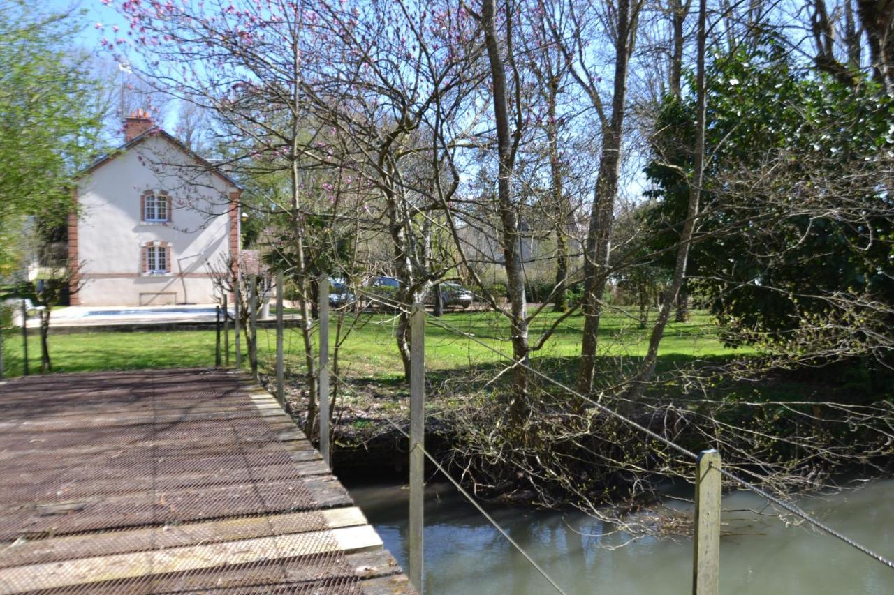 Chambon-sur-Cisse Le Moulin Et L'Olivier Three Bedroom Suite מראה חיצוני תמונה