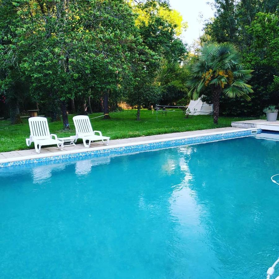 Chambon-sur-Cisse Le Moulin Et L'Olivier Three Bedroom Suite מראה חיצוני תמונה